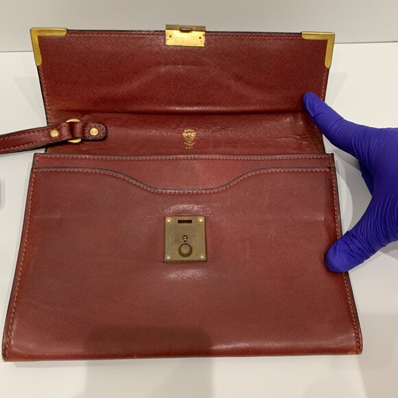 Gucci Brown Leather Clutch Bag Sku#84262 (gently used) - Picture 6 of 12